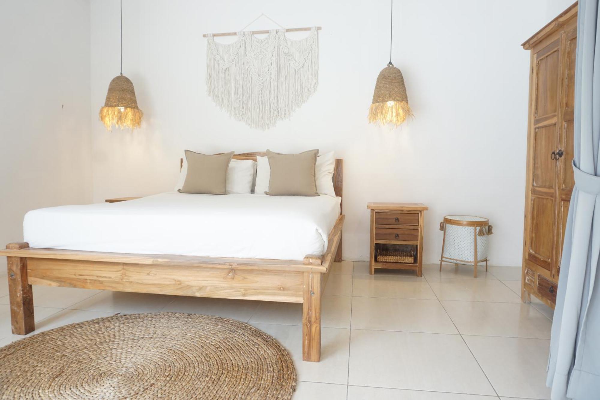 Pagu * Seminyak (Bali)